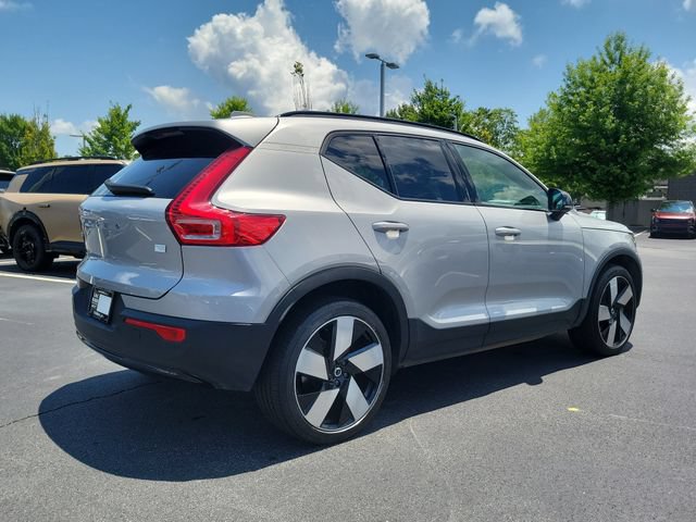 Used 2023 Volvo XC40 Recharge Ultimate AWD/4WD image 4