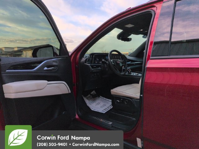 Used 2021 Cadillac Escalade Sport w/ Driver Assist Tech Package AWD/4WD image 9