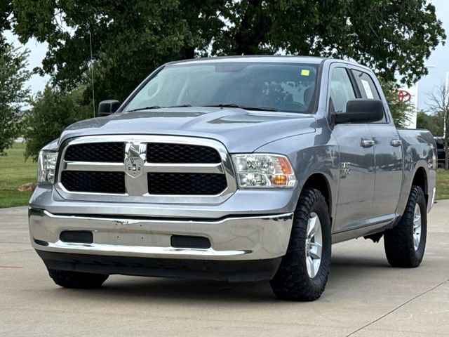 Used 2021 RAM 1500 Classic SLT RWD image 3