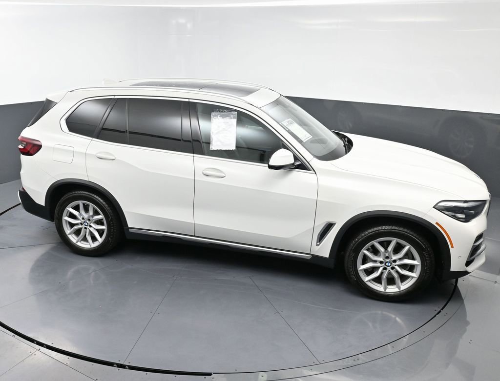 Used 2021 BMW X5 xDrive40i w/ Convenience Package image 48