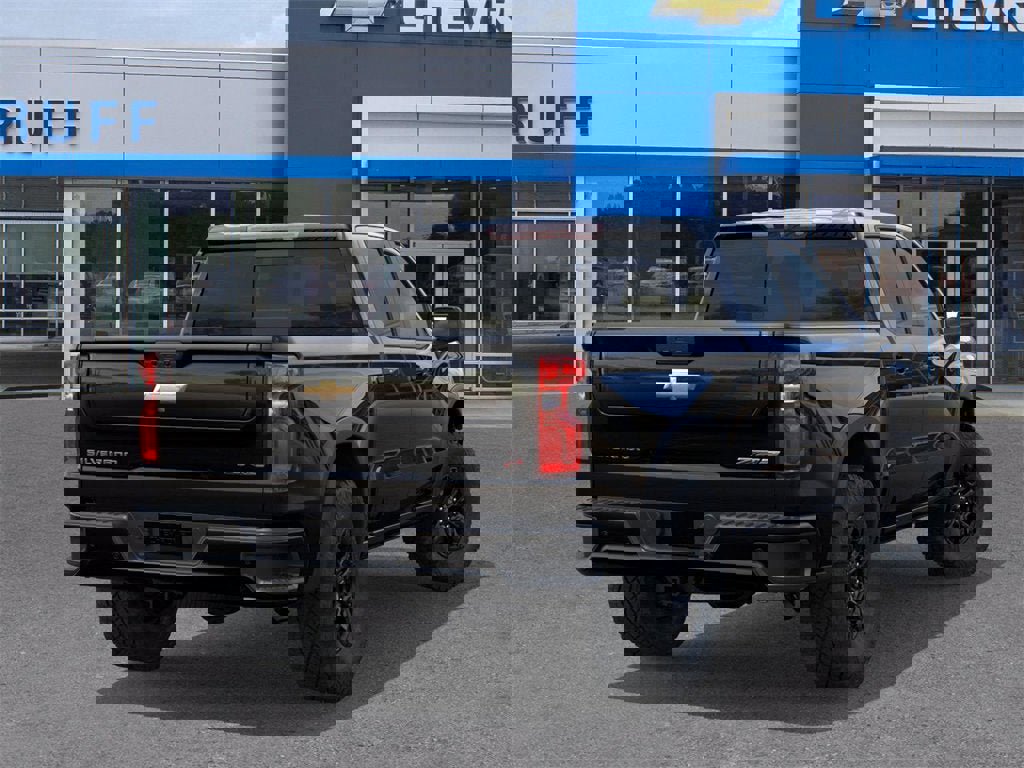 New 2026 Chevrolet Silverado 1500 ZR2 image 4