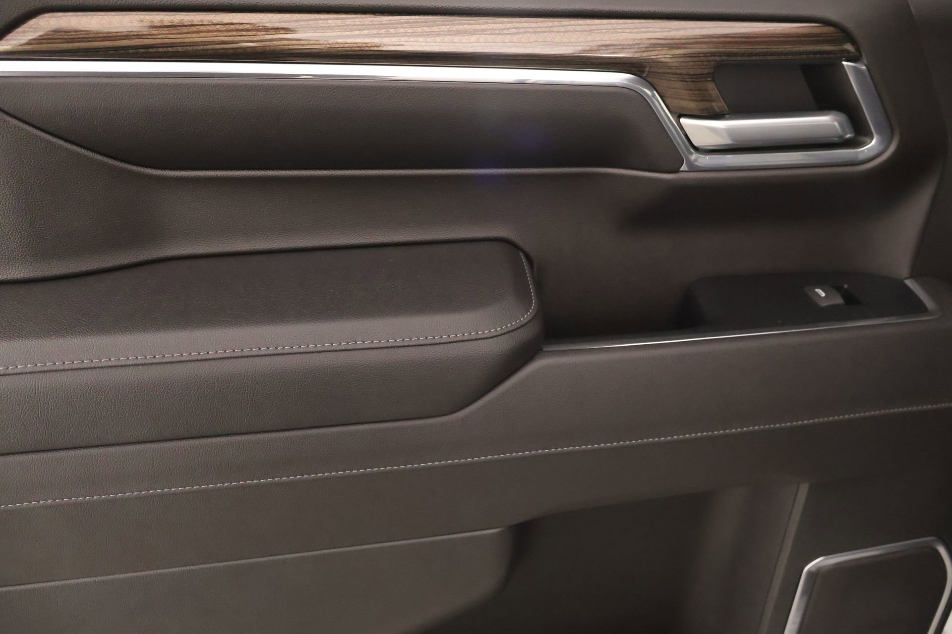 Used 2023 Chevrolet Silverado 1500 RST image 17