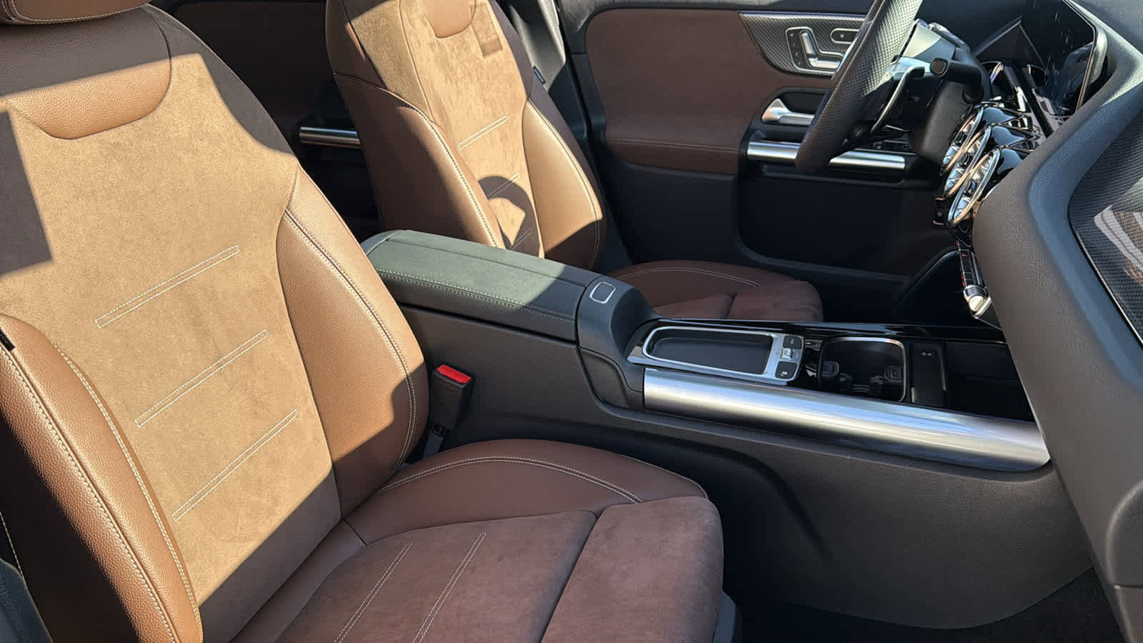 New 2026 Mercedes-Benz GLA 35 AMG 4MATIC image 36