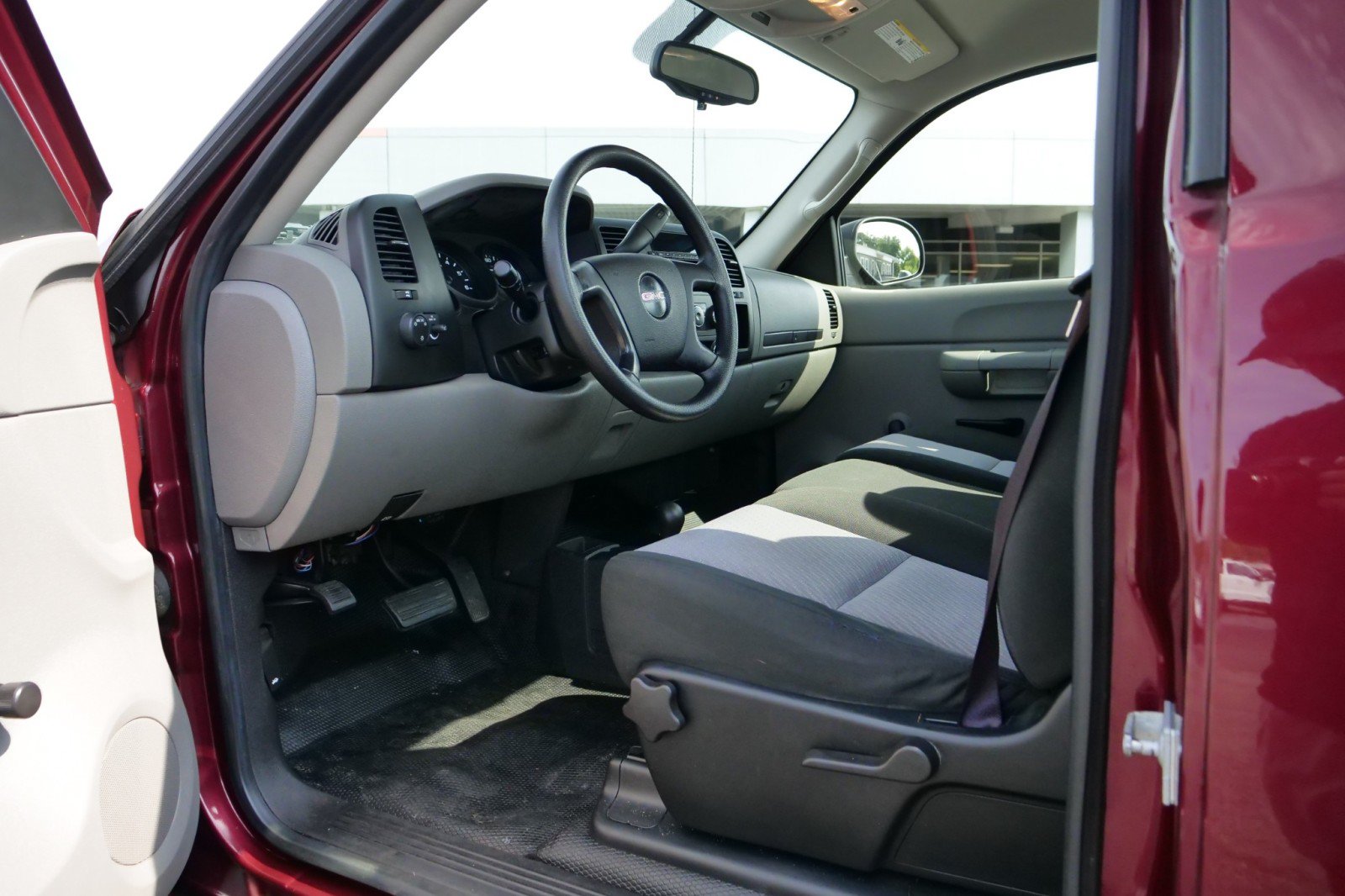 Used 2009 GMC Sierra 1500 W/T AWD/4WD image 22