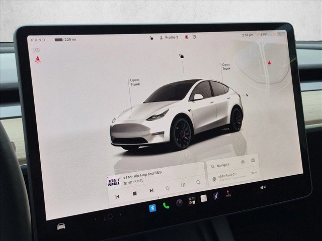 Used 2022 Tesla Model Y Performance AWD/4WD image 9