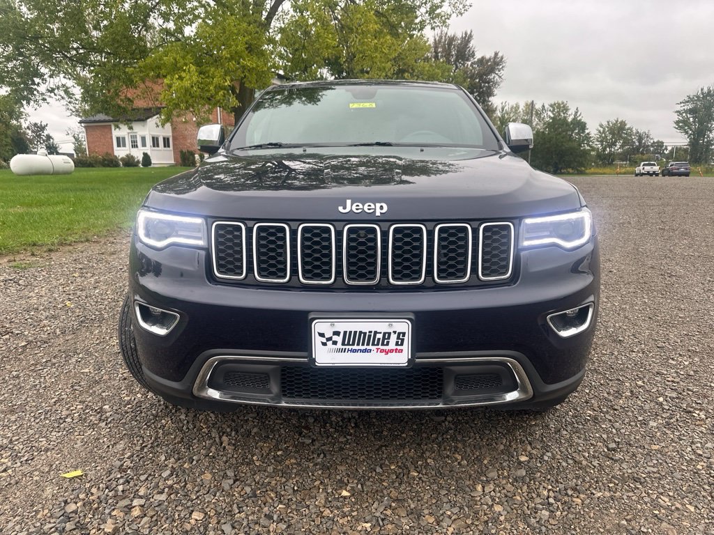 Used 2018 Jeep Grand Cherokee Limited w/ Luxury Group II AWD/4WD image 3