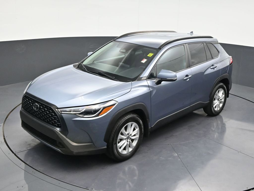 Used 2023 Toyota Corolla Cross LE image 15