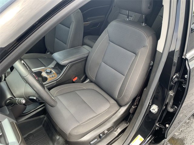 Certified 2023 GMC Acadia SLE w/ Driver Convenience Package image 19