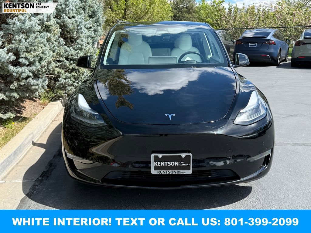 Used 2023 Tesla Model Y Long Range AWD/4WD image 2