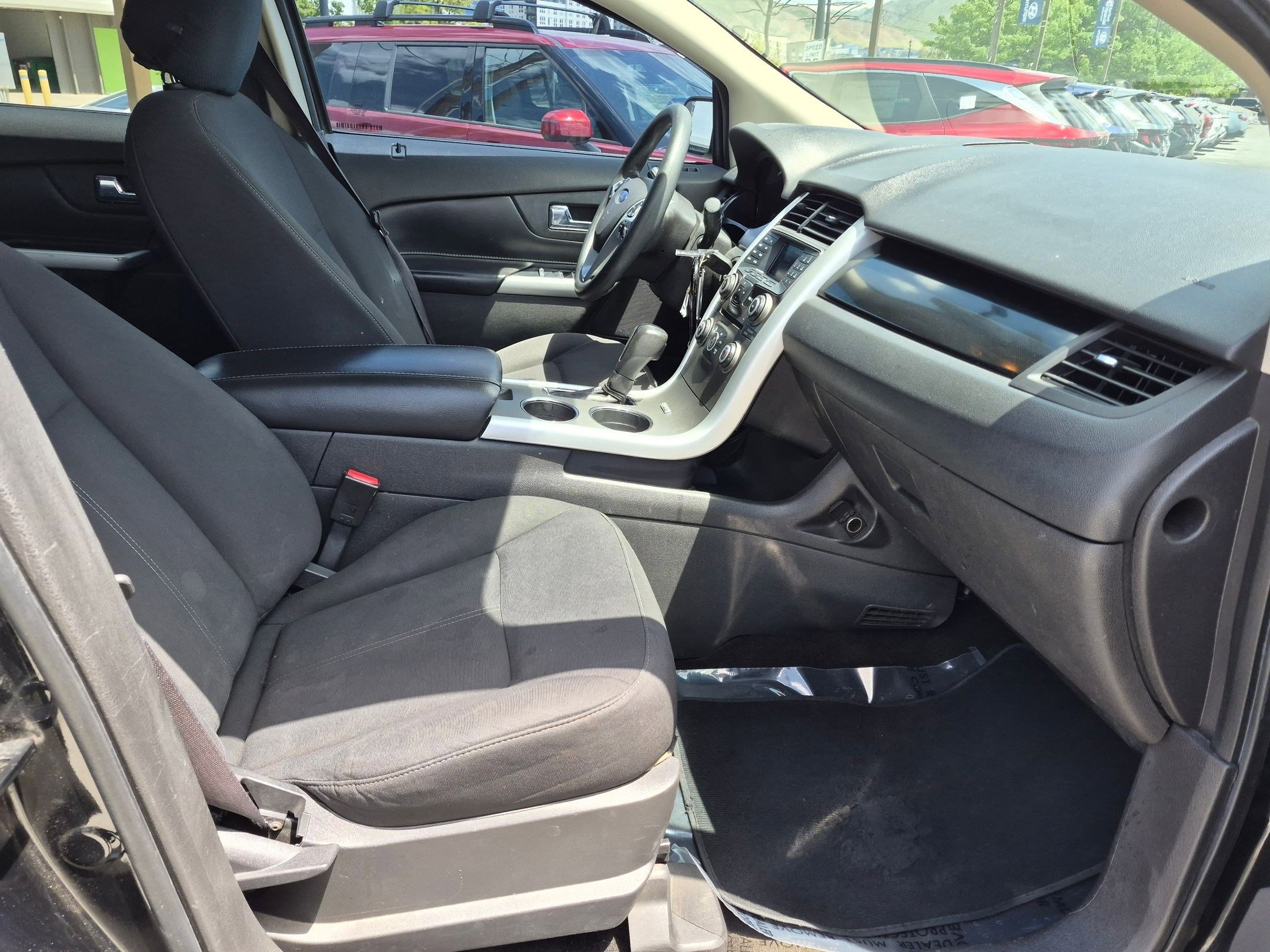 Used 2013 Ford Edge SE FWD image 30