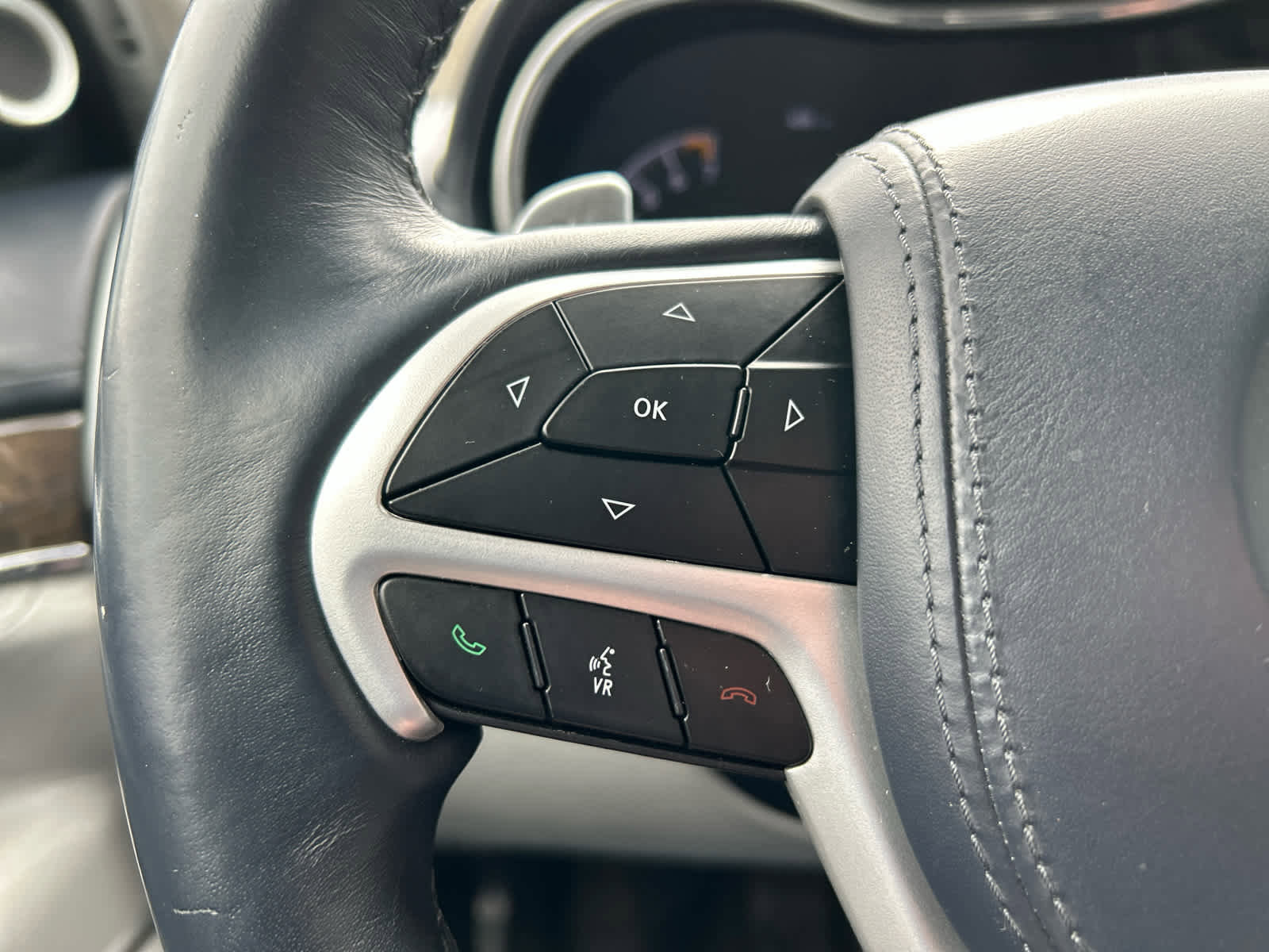 Used 2019 Jeep Grand Cherokee Summit image 24