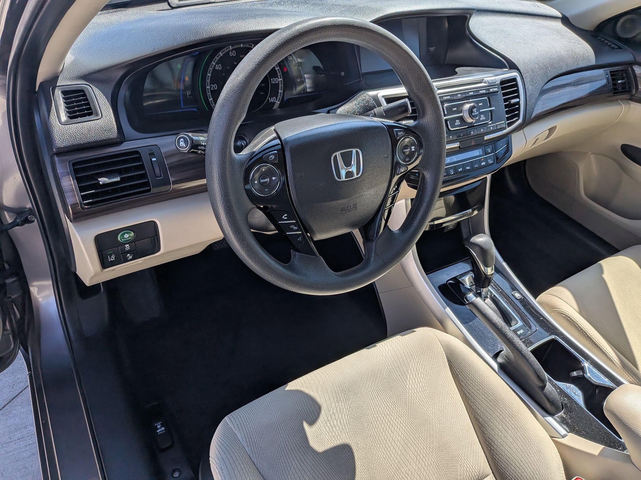 Used 2017 Honda Accord Base image 15