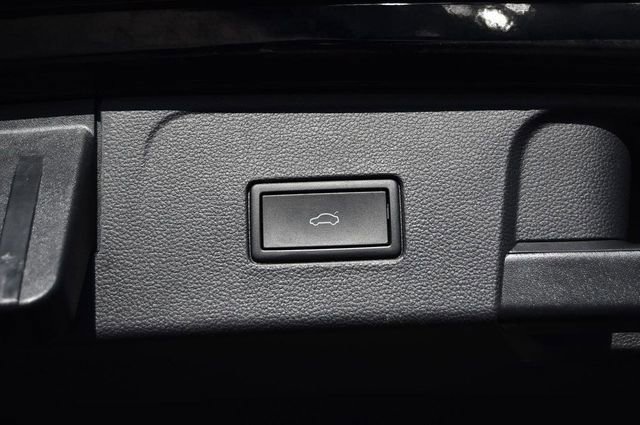 Certified 2023 Volkswagen Atlas SE image 26