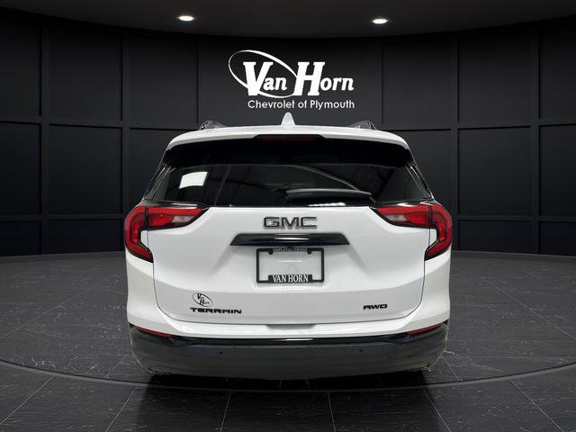 Used 2020 GMC Terrain SLE w/ Driver Convenience Package image 4