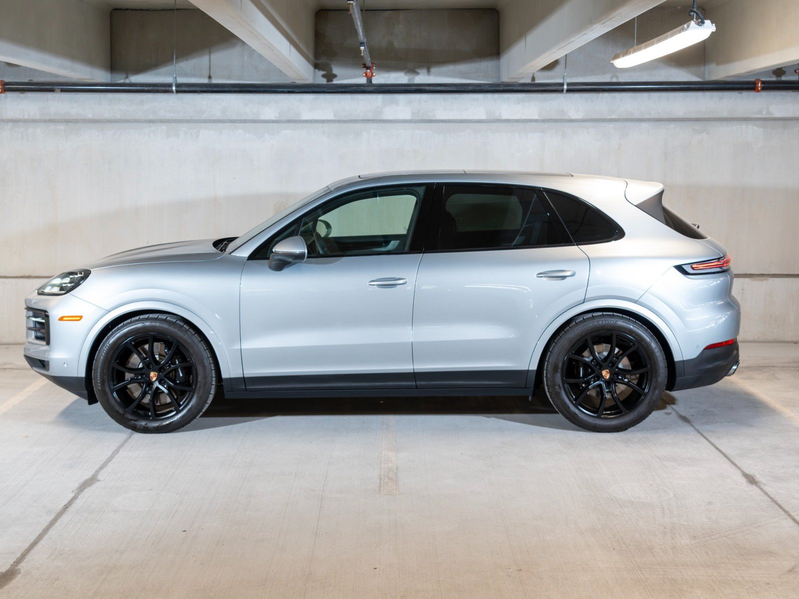 Certified 2026 Porsche Cayenne S AWD/4WD image 2