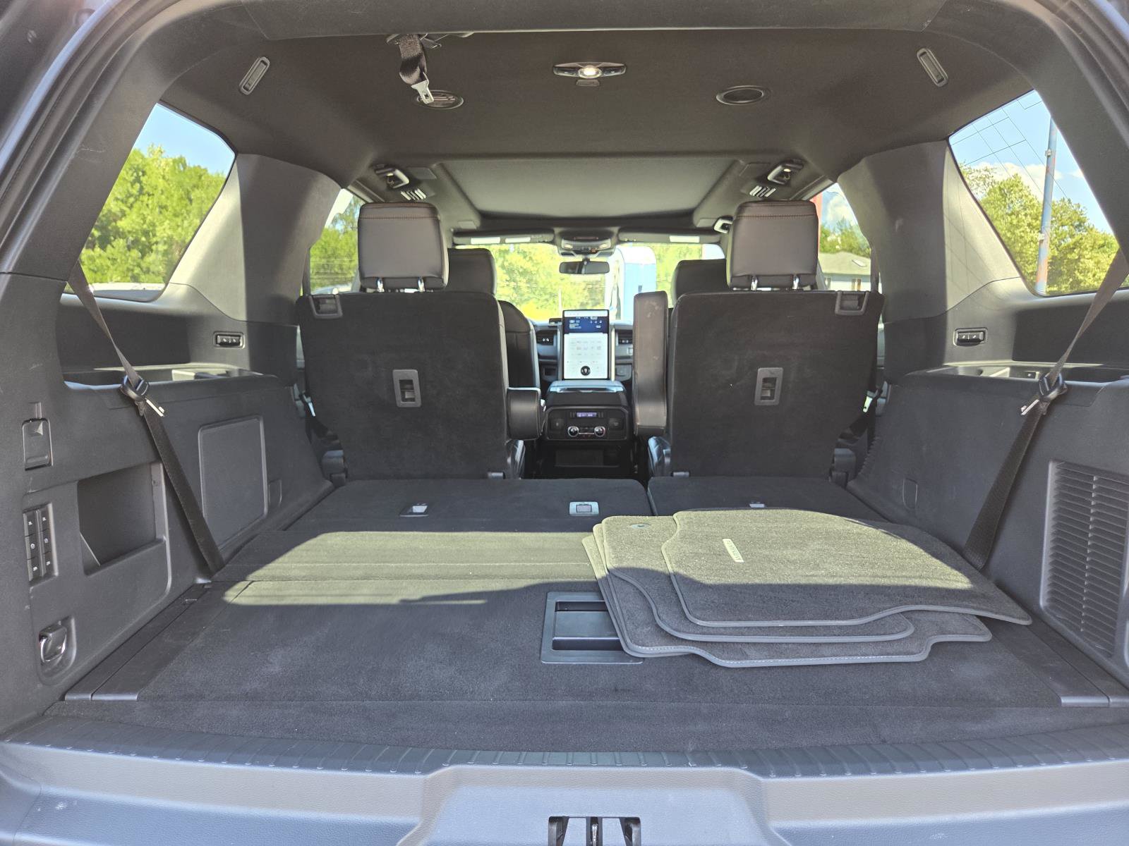 Certified 2024 Ford Expedition Platinum RWD image 17