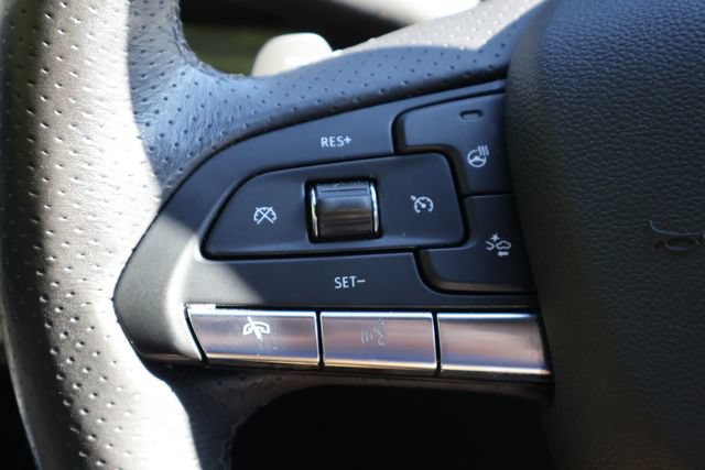 Used 2020 Cadillac XT4 Sport w/ Driver Assist Package FWD image 8