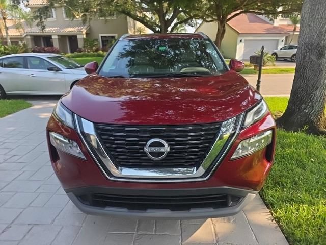 Used 2023 Nissan Rogue SV w/ SV Premium B Package FWD image 5