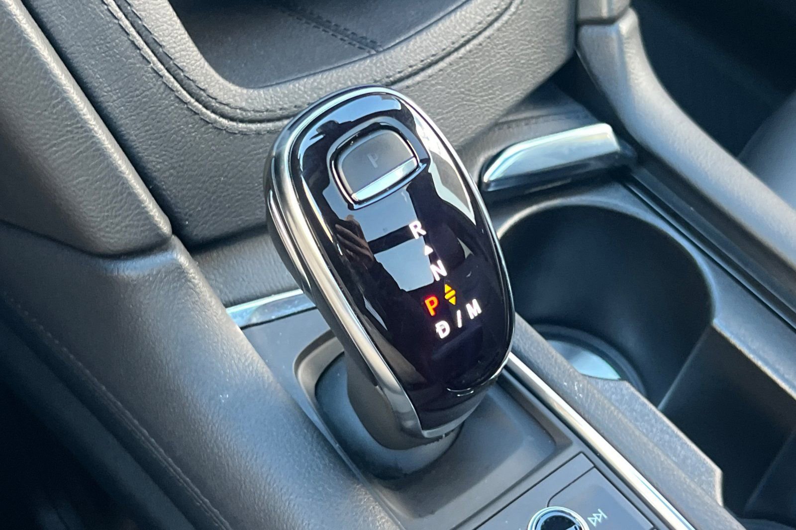 Used 2025 Cadillac XT5 Premium Luxury image 31