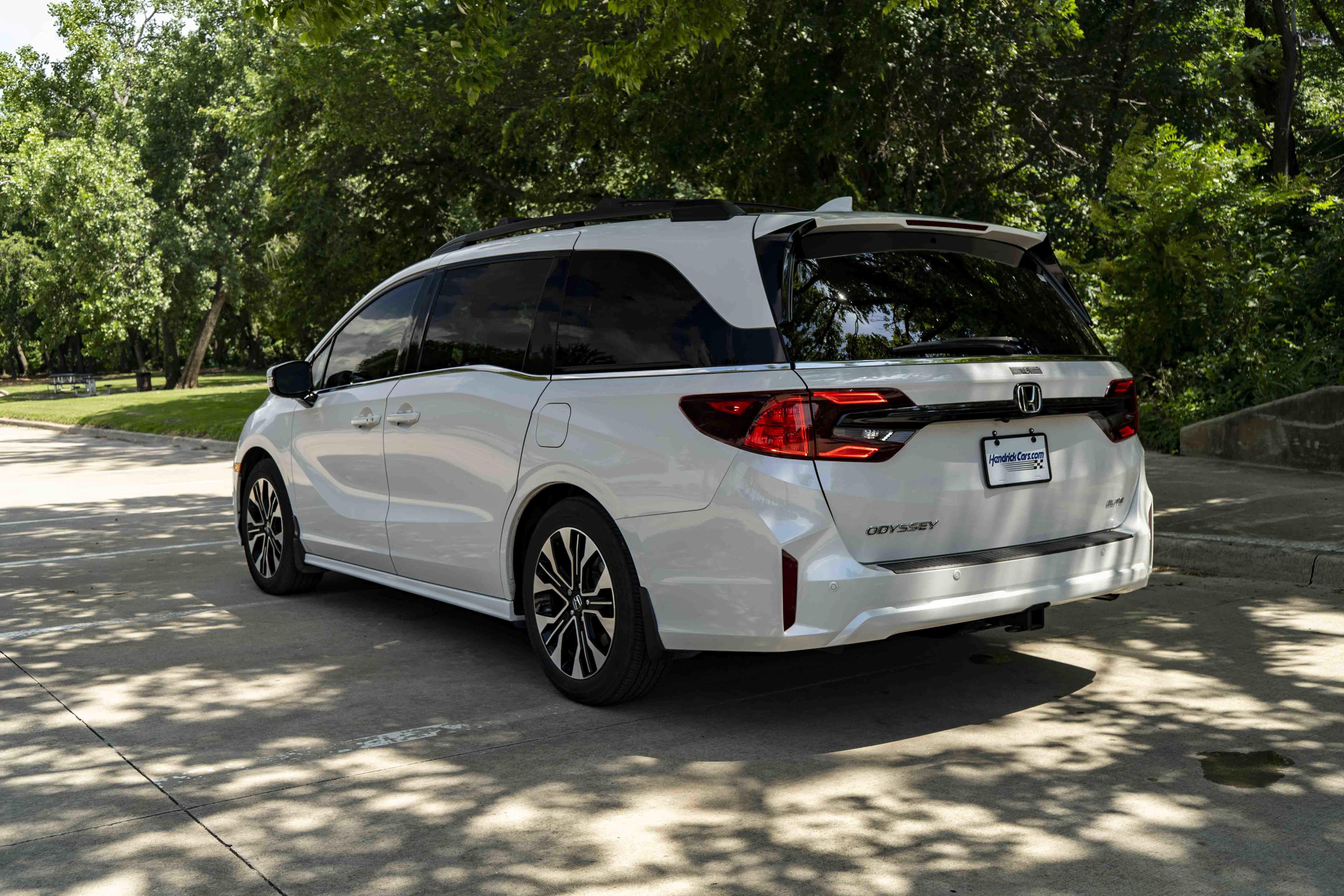 Used 2025 Honda Odyssey Elite image 7