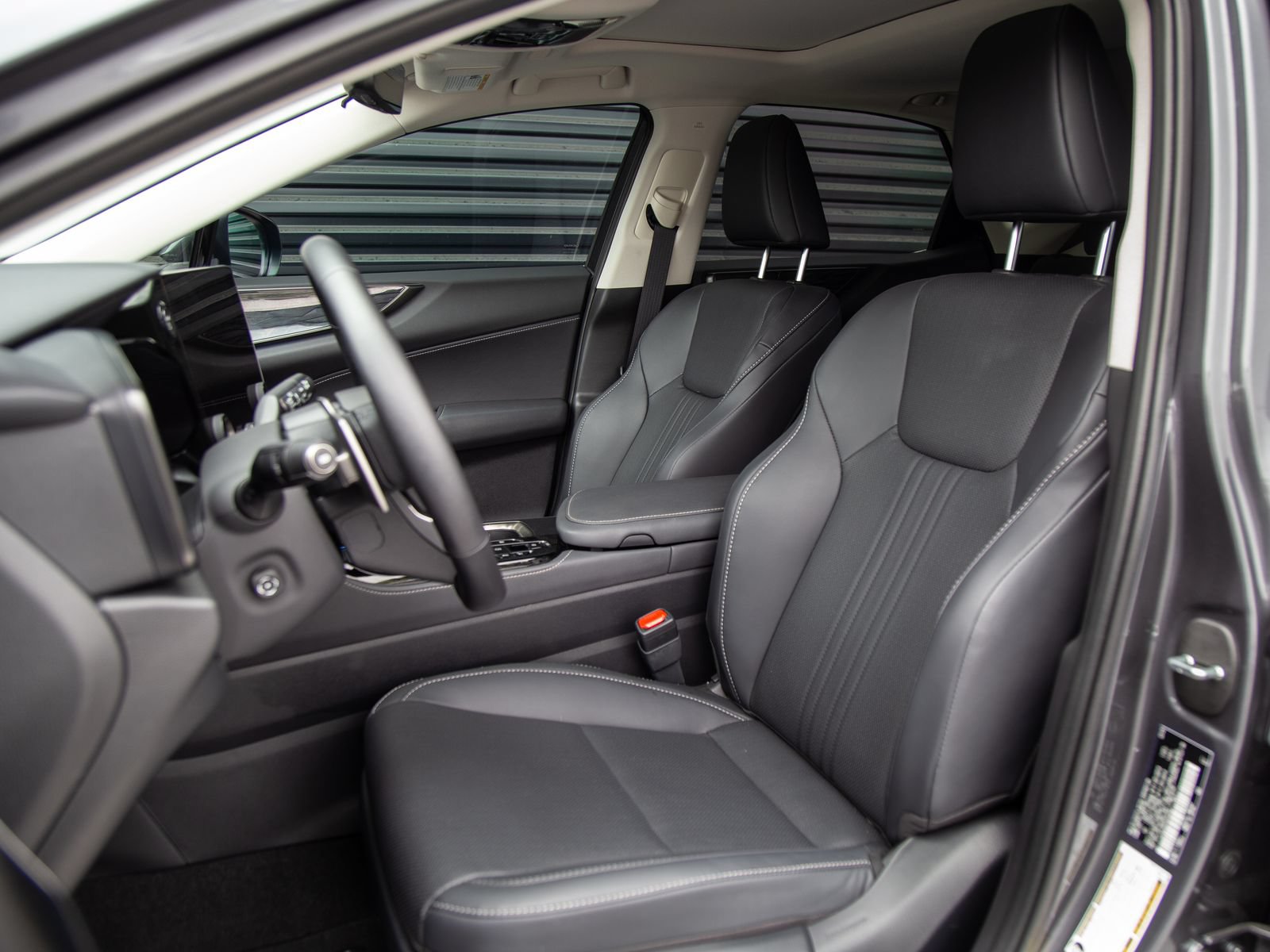 Used 2025 Lexus NX 350h AWD w/ Cold Area Package image 5