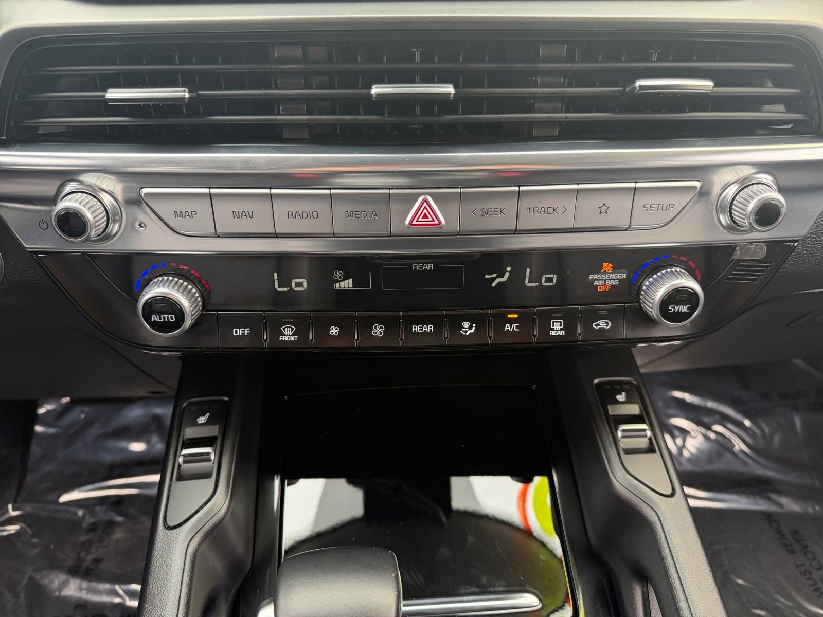 Used 2022 Kia Telluride S FWD image 17