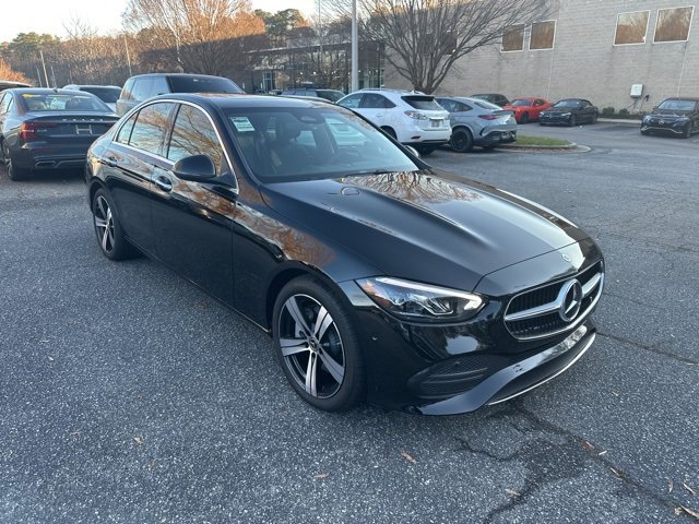 Used 2025 Mercedes-Benz C 300 Sedan image 3