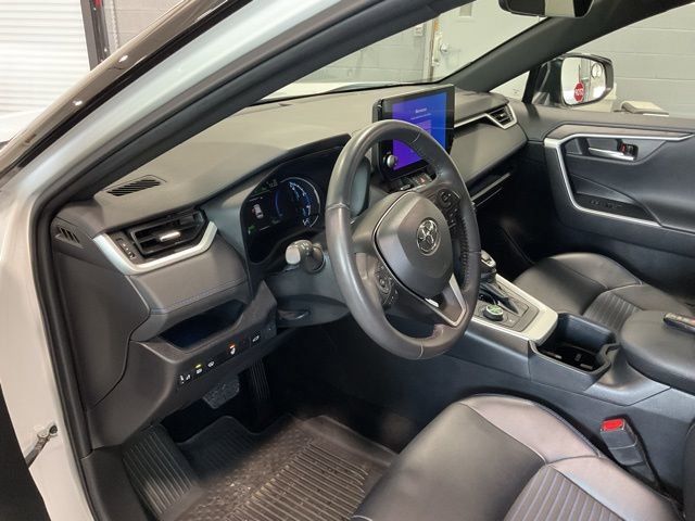 Used 2024 Toyota RAV4 XSE w/ Weather Package image 9