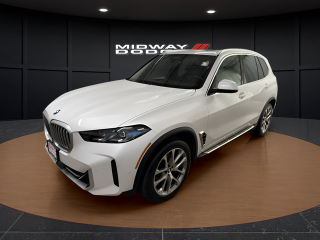 Used 2024 BMW X5 xDrive40i AWD/4WD image 2
