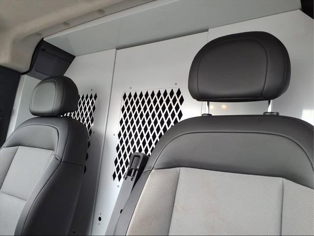 Used 2024 RAM ProMaster 2500 w/ Convenience Group image 21