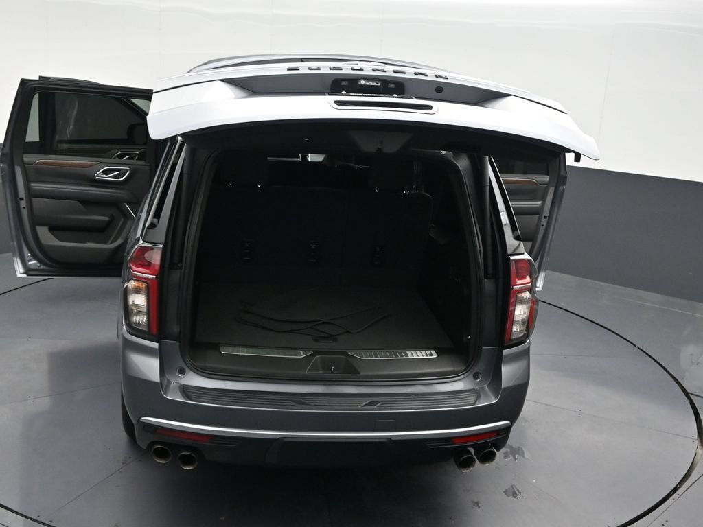 Used 2021 Chevrolet Suburban High Country AWD/4WD image 37