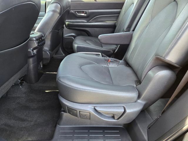 Certified 2024 Toyota Grand Highlander Limited image 13
