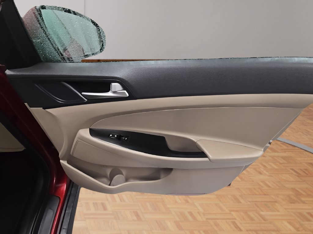 Used 2021 Hyundai Tucson SE FWD image 25