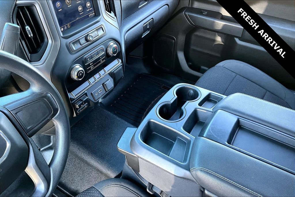 Used 2022 GMC Sierra 2500 Pro w/ Convenience Package image 17