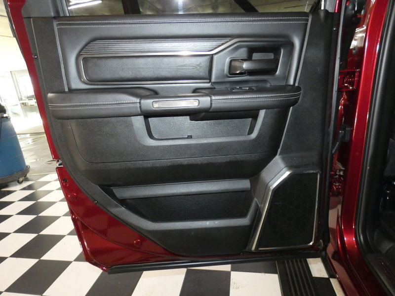 Used 2022 RAM 2500 Limited w/ Towing Technology Group image 32