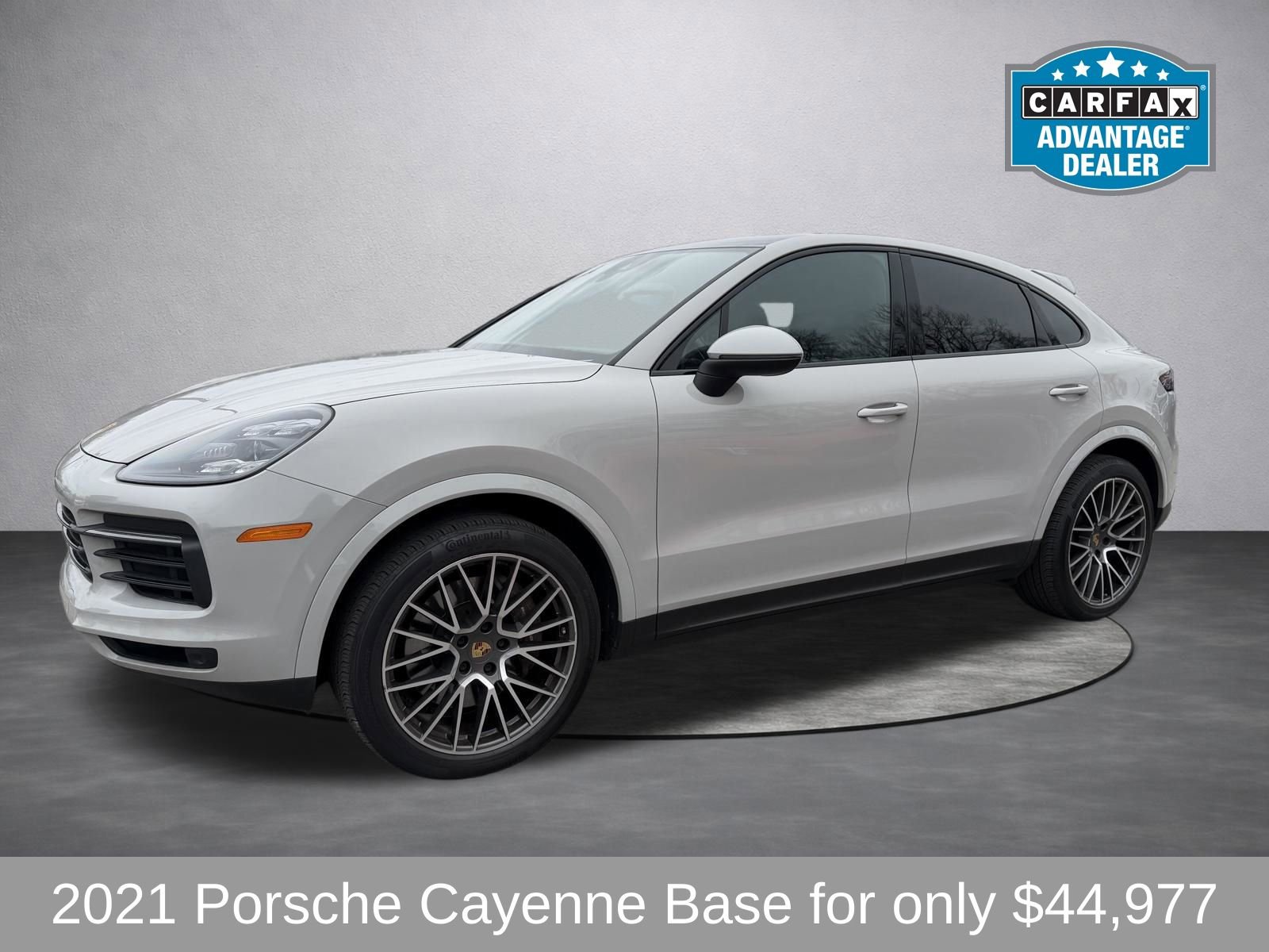 Used 2021 Porsche Cayenne Coupe AWD/4WD image 7