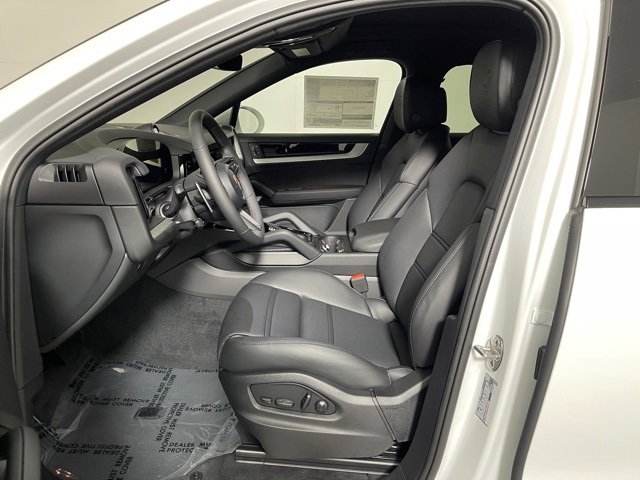 New 2026 Porsche Cayenne Coupe image 5