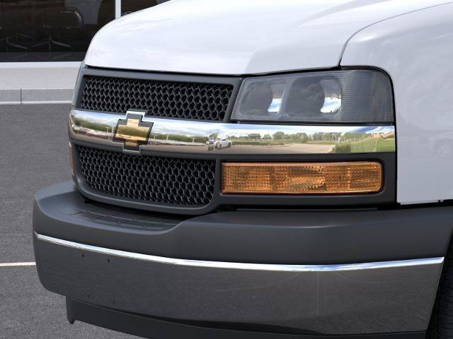 New 2026 Chevrolet Express 3500 LT w/ LT Preferred Equipment Group RWD image 13