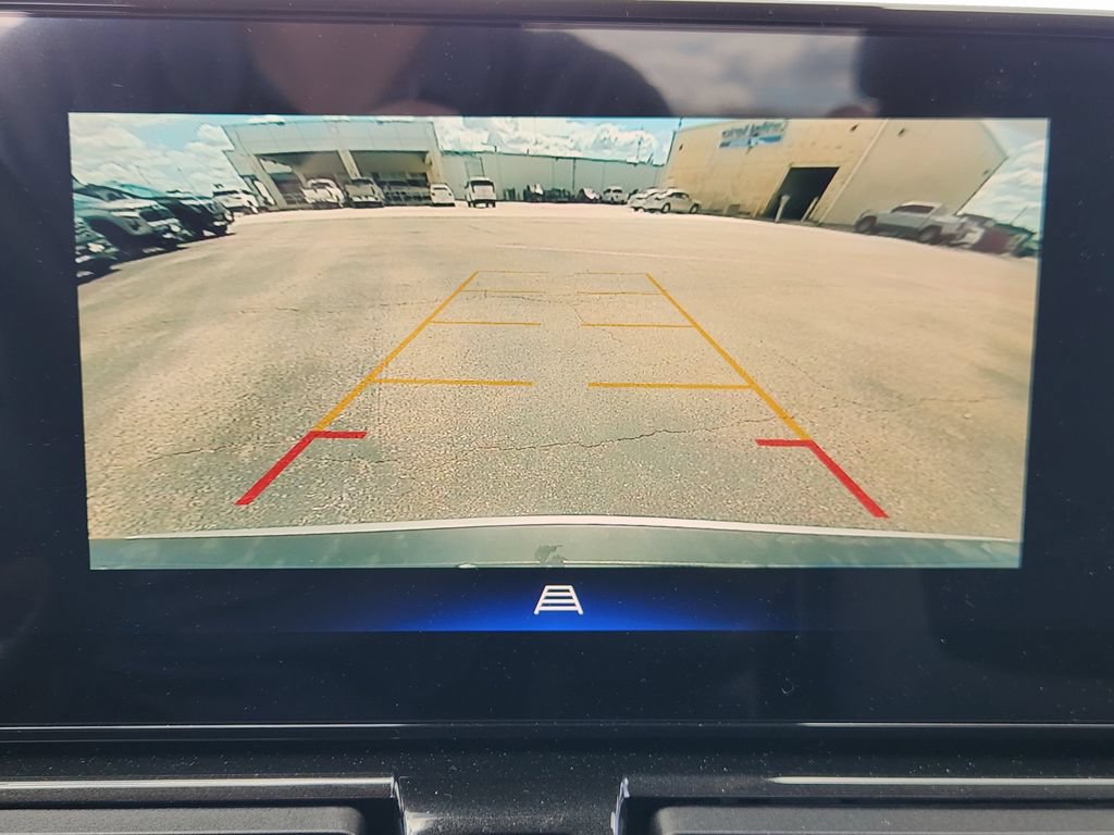 New 2026 Chevrolet TrailBlazer LT w/ Convenience Package FWD image 14