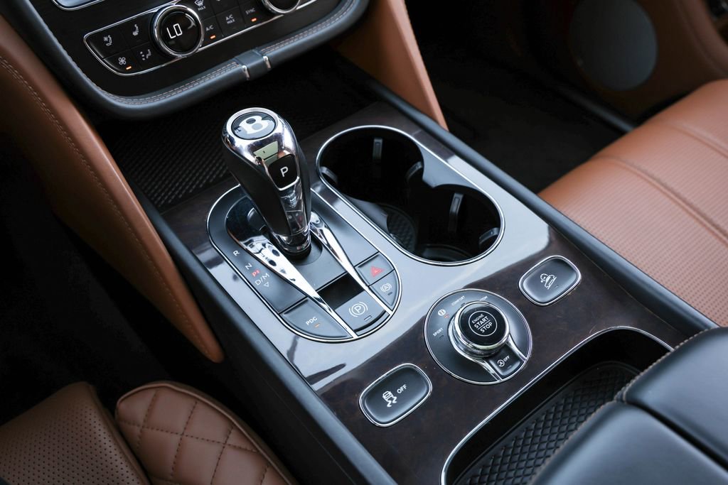 Used 2019 Bentley Bentayga AWD/4WD image 8