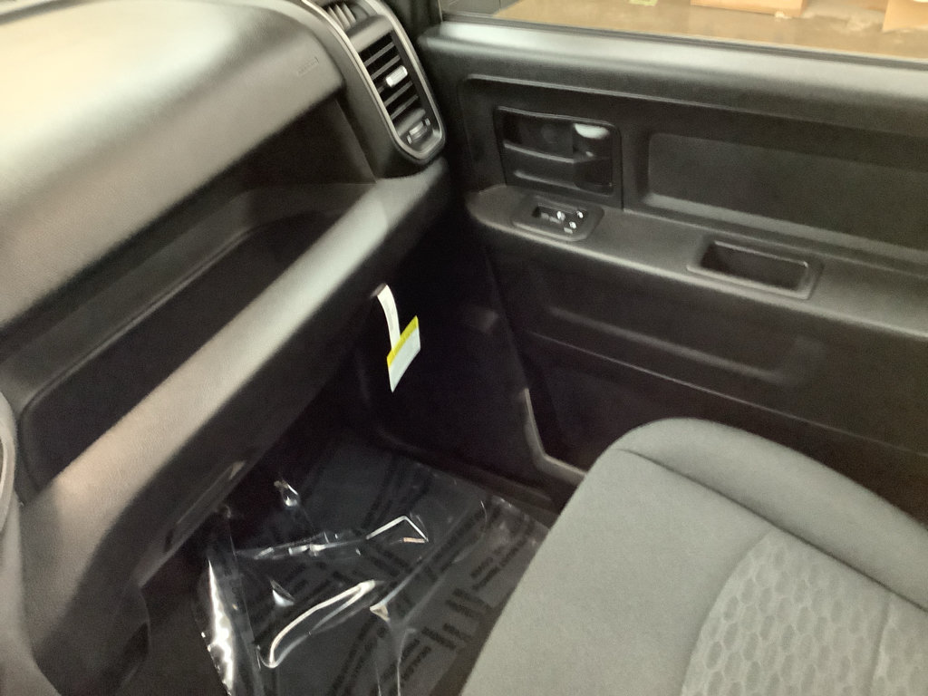 New 2026 RAM 2500 Tradesman AWD/4WD image 21