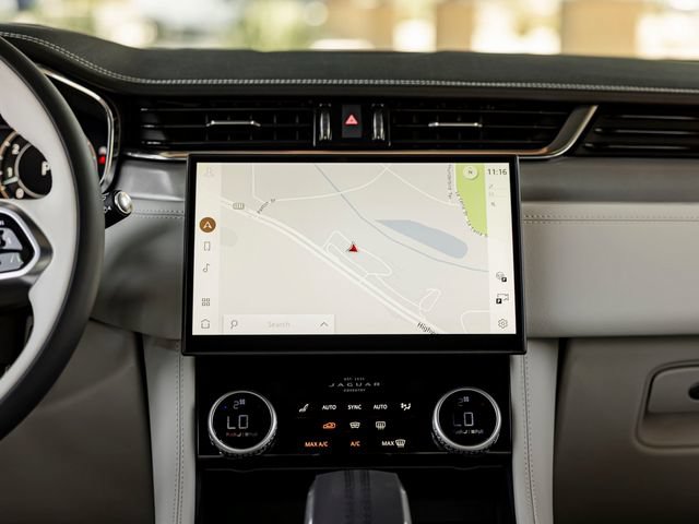 New 2026 Jaguar F-PACE R-Dynamic S AWD/4WD image 18