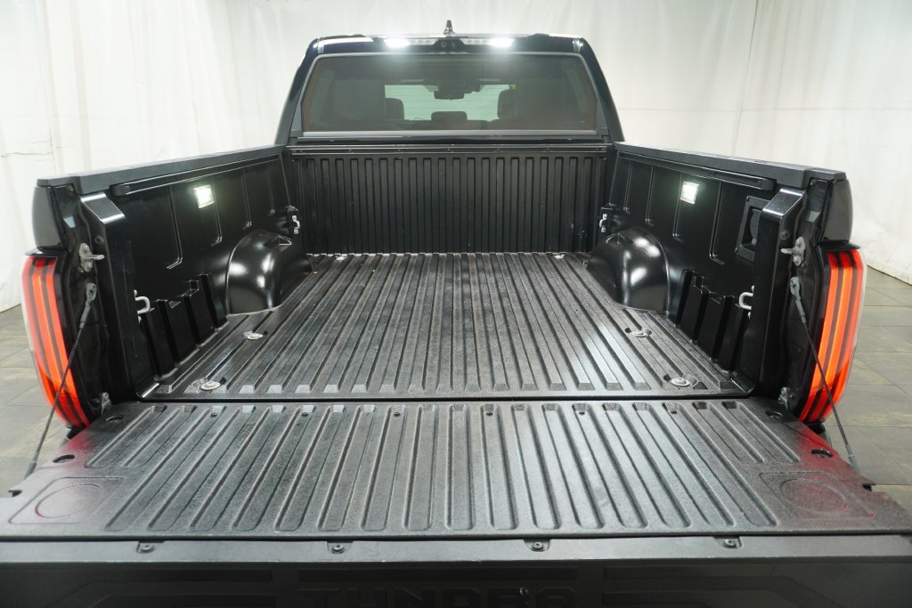 Used 2023 Toyota Tundra Platinum AWD/4WD image 6