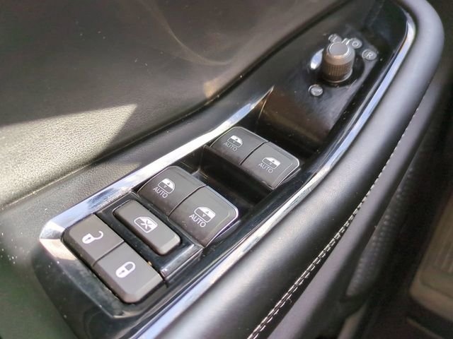 Used 2023 Jeep Grand Cherokee Overland image 25