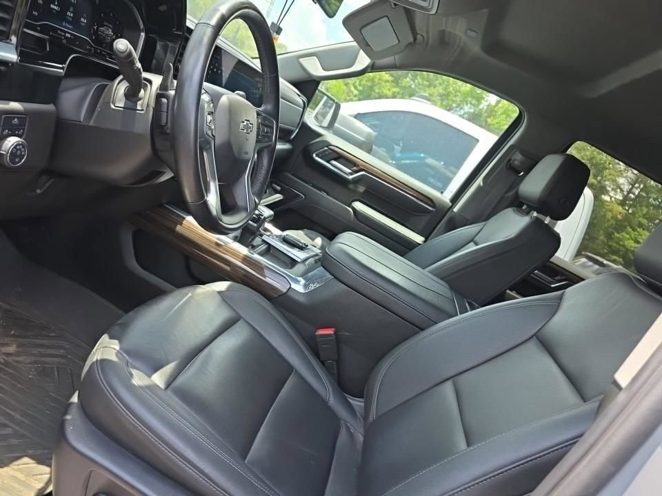Used 2024 Chevrolet Silverado 1500 RST w/ All Star Edition Plus AWD/4WD image 5