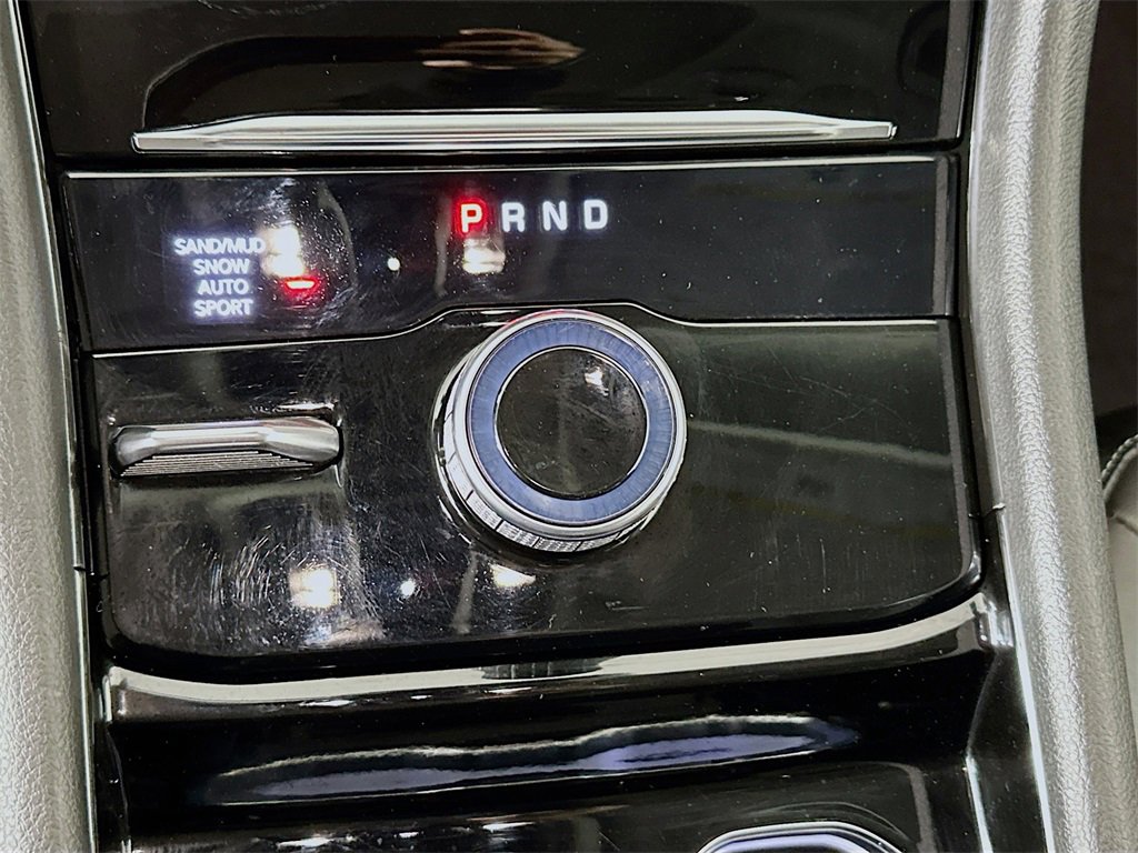 Used 2022 Jeep Grand Cherokee Limited image 15