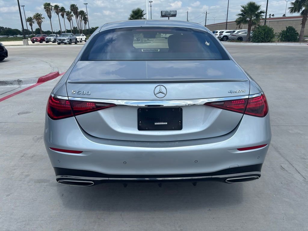 Used 2023 Mercedes-Benz S 580 4MATIC Sedan image 5