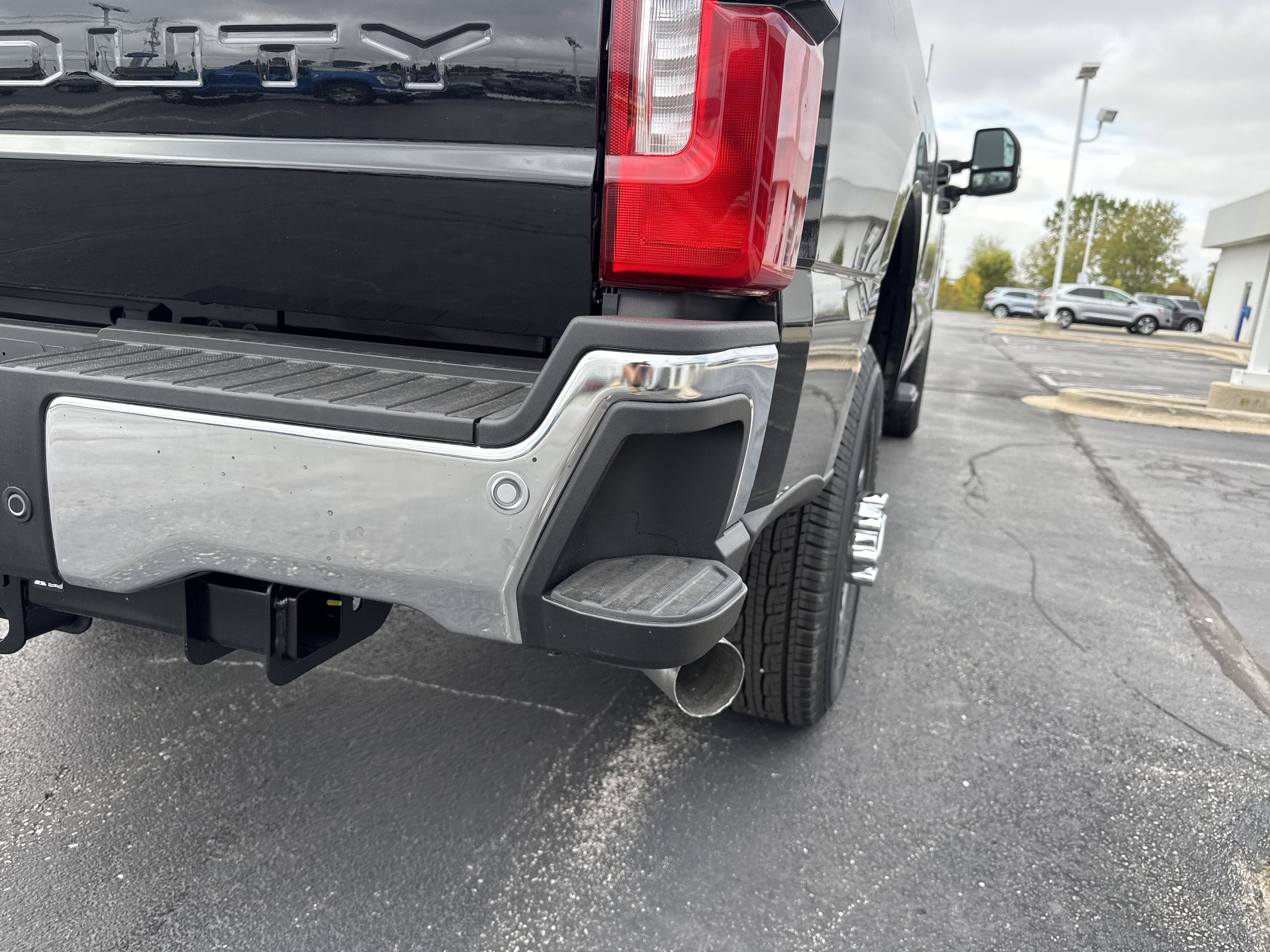 New 2026 Ford F350 Lariat image 10