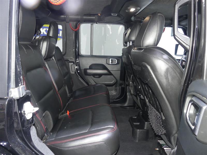 Used 2018 Jeep Wrangler Unlimited Rubicon w/ Dual Top Group image 27