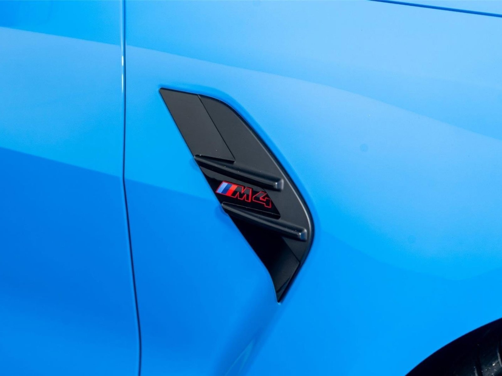 Used 2025 BMW M4 CS image 28